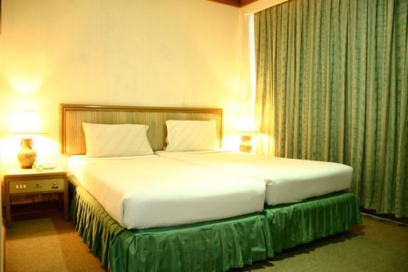 Standard : Rattana Mansion, Phuket